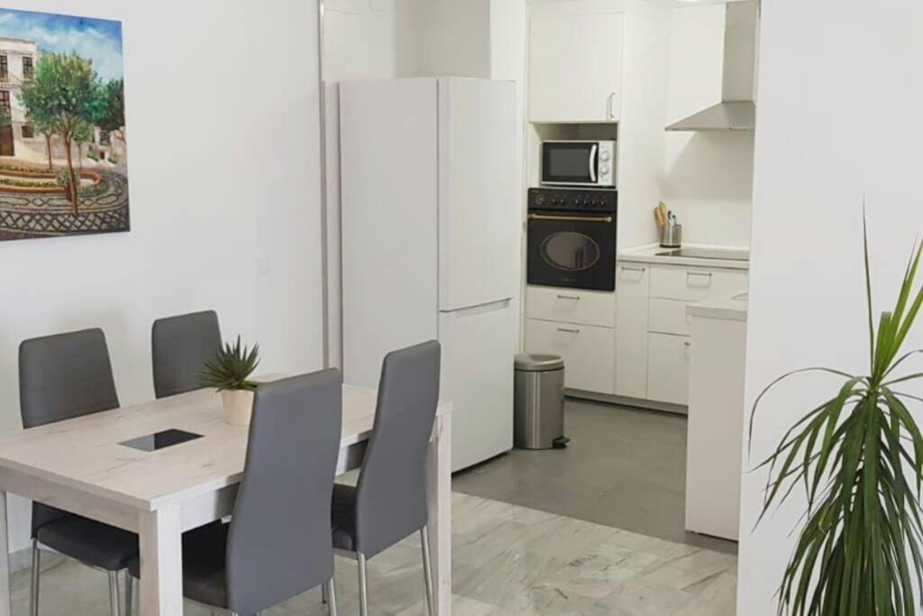 Apartmán Playa Escollera Estepona Exteriér fotografie
